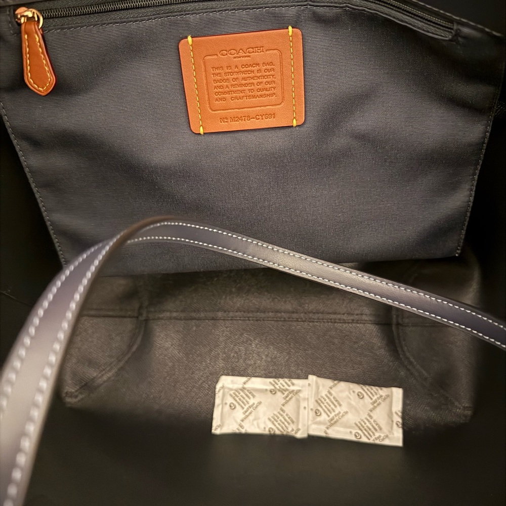 NWT Coach Cherry Print Tote w/Lg Wallet Glitter Wristlet & Bag Charm 4Piece Set - Picture 4 of 9